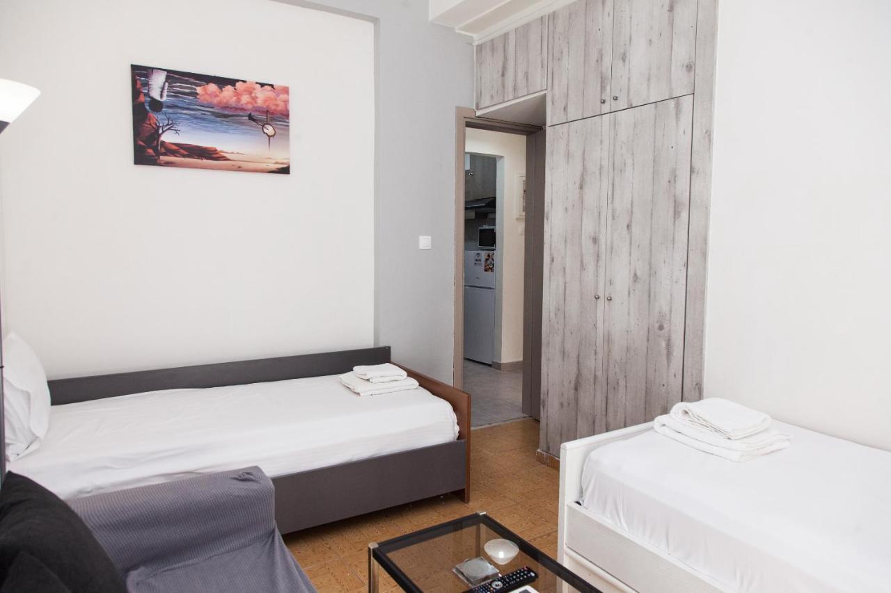 Cozy Apartment Near Stavros Niarchos Park Athens Luaran gambar