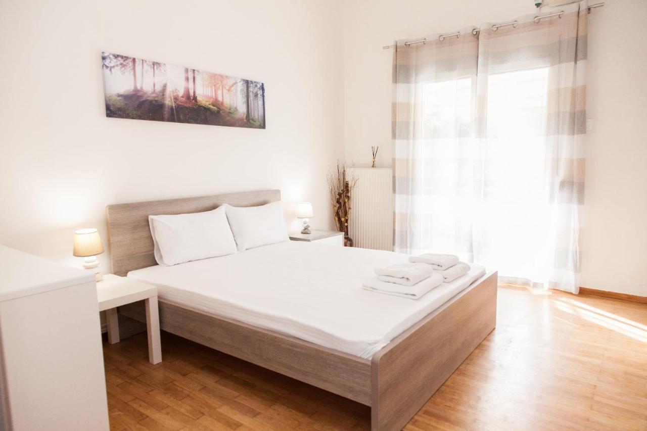 Cozy Apartment Near Stavros Niarchos Park Athens Luaran gambar