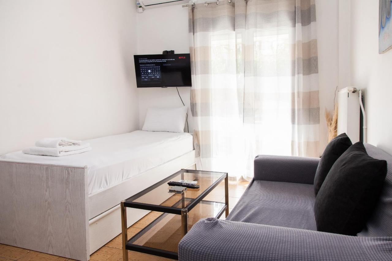 Cozy Apartment Near Stavros Niarchos Park Athens Luaran gambar