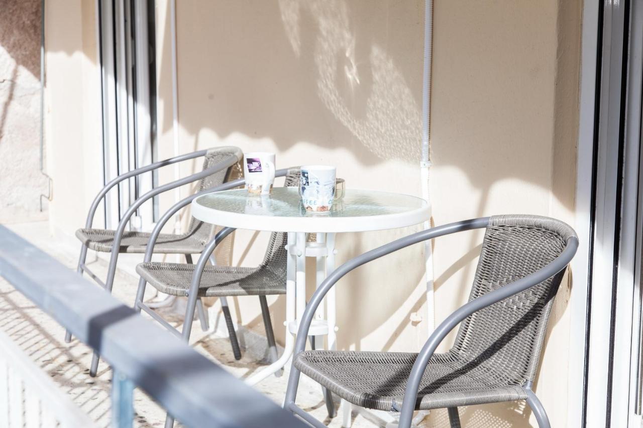 Cozy Apartment Near Stavros Niarchos Park Athens Luaran gambar
