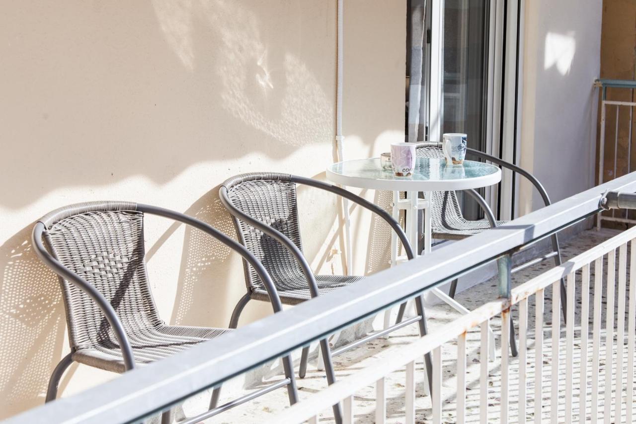 Cozy Apartment Near Stavros Niarchos Park Athens Luaran gambar